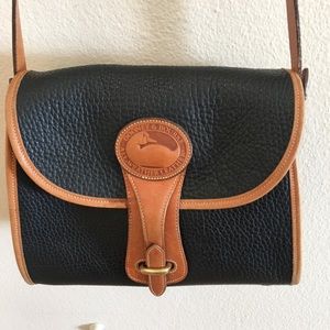 Vintage Dooney & Bourke All Weather Leather Crossbody Black with Tan Trim OS